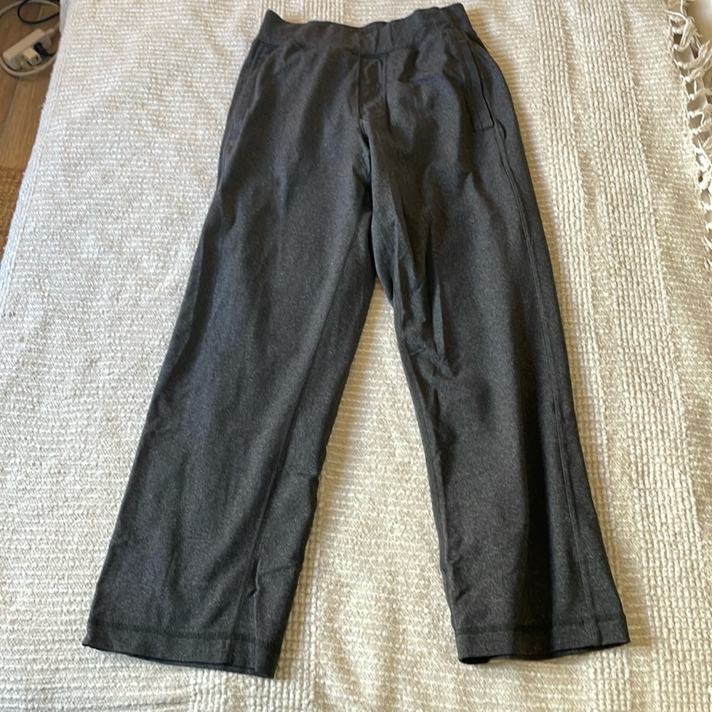 GUC lululemon stretchy straight leg pants size small